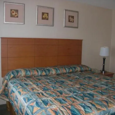 Express Inn - Wall-2
