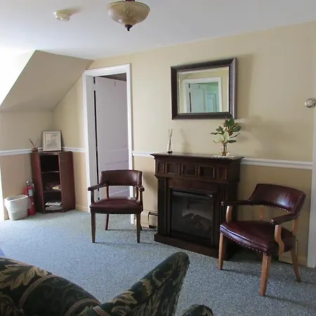 Curtis House-2