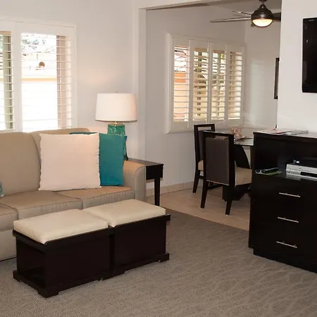 Laguna Shores Studio Suites-2