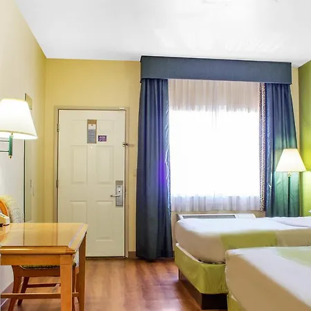 Apache Inn-3