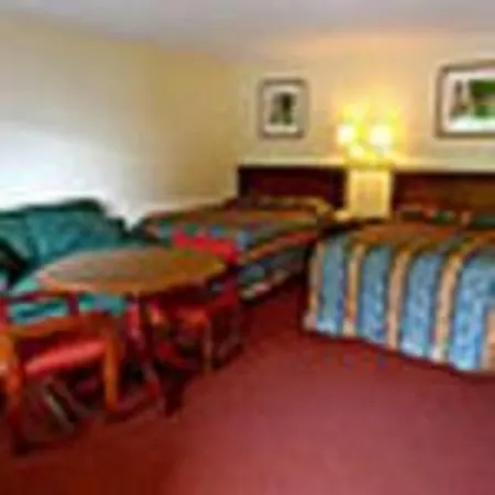 Whispering Pines By Hotel O White Stone Va-2