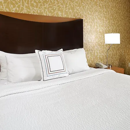 Fairfield Inn & Suites By Marriott Cleveland Beachwood-3