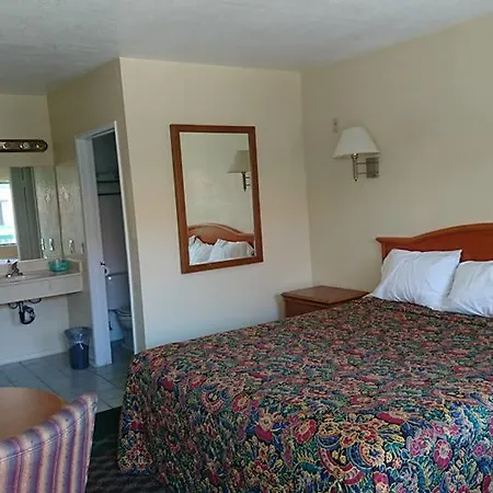 Bristol Motel-2