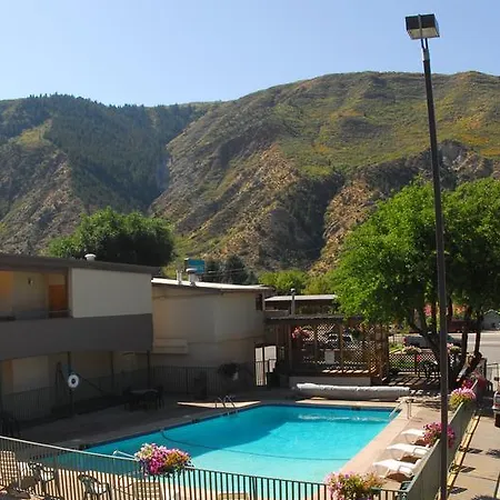 Caravan Inn-3