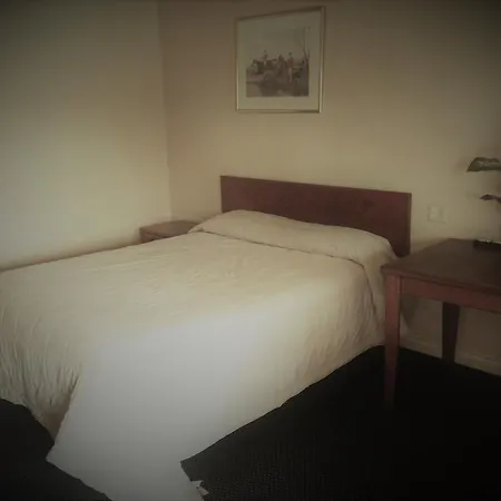 Budget Inn Riverside-2