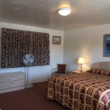 Old Marina Inn-2