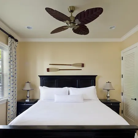Sunset Key Cottages-2