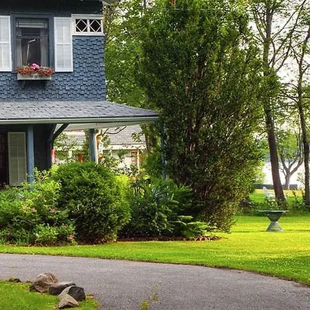 The Shore Path Cottage-2