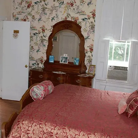 Historic Hill Inn-3