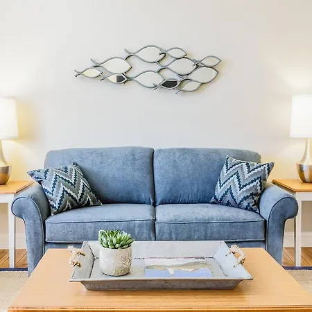 Winthrop Beach Inn And Suites Boston Logan Airport (Adults Only)-3