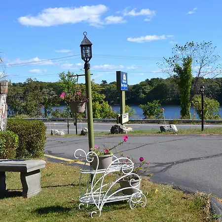 Mount Holyoke Inn-3