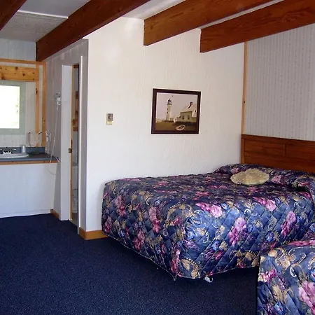 Twilite Motel-2