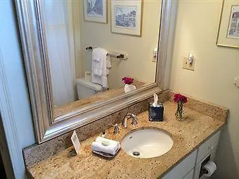 27 State Street Bed & Breakfast-2