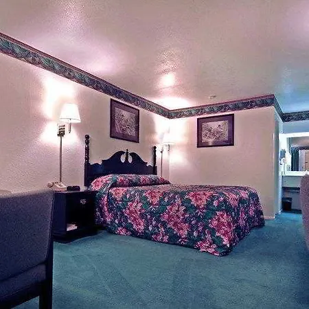 Best Western Coleman Inn-3
