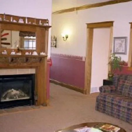 The Feathered Star Bed And Breakfast-3