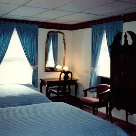 Del Motel-3