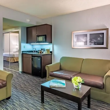 Sawgrass Grand Hotel And Suites Sports Complex-3