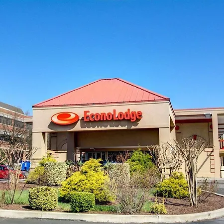 Econo Lodge Takoma Park-3