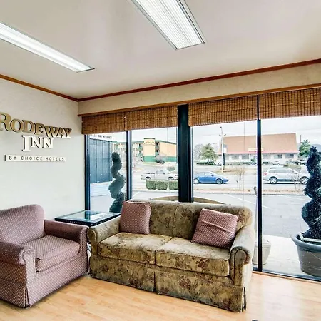 Rodeway Inn Civic Center-3