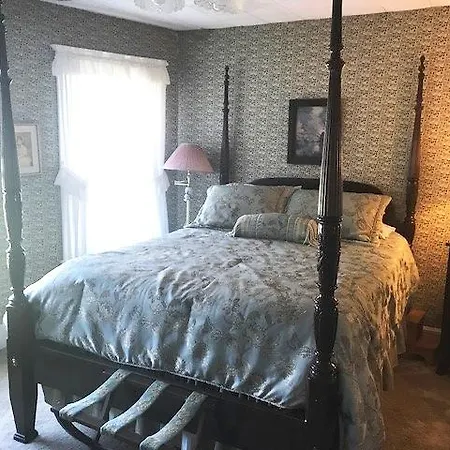 Flowering Fields Bed & Breakfast-3