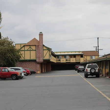 Starlite Motel-3