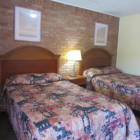 Relax Inn Tyler-2