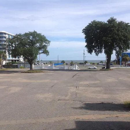 Flamingo Beach Inn-2