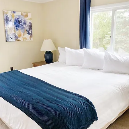 Churchill Pointe Inn-2