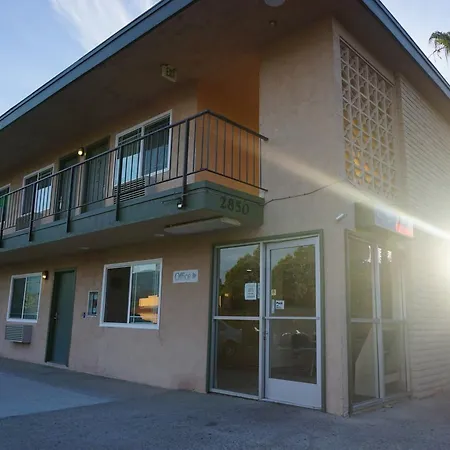 Americas Best Value Inn Thousand Oaks-2