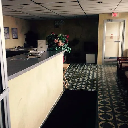 Budget Inn Jamestown - Falconer-2