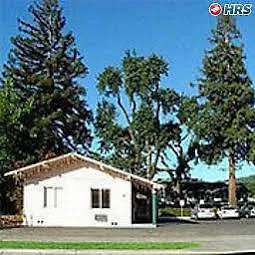 Cloverdale Oaks Inn-2