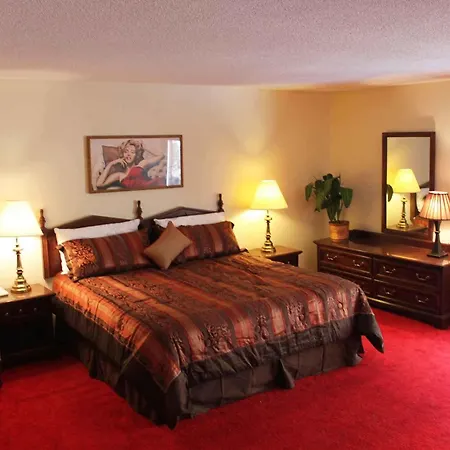 Iron Road Inn-2