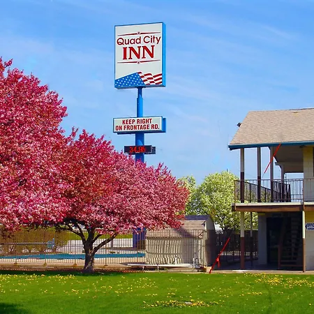 Quad City Inn-2