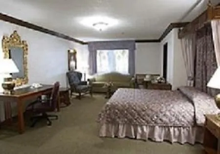 The Lodge Hotel And Conference Center-3