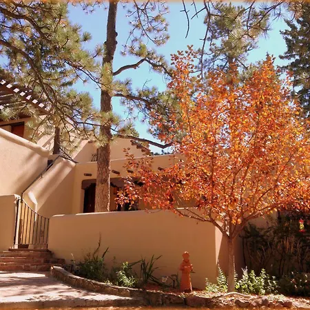 Adobe Inn At Cascade-3