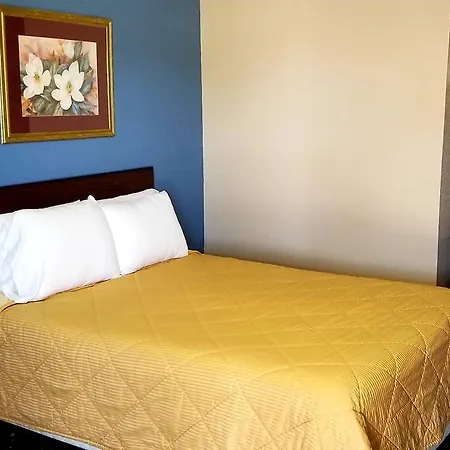 Continental Inn & Suites Conway-3