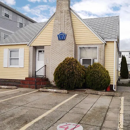 Sea Foam Motel-2