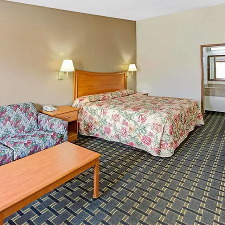 Knights Inn Cartersville-3