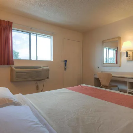 Motel 6-Baldwin Park, Ca - Los Angeles-2