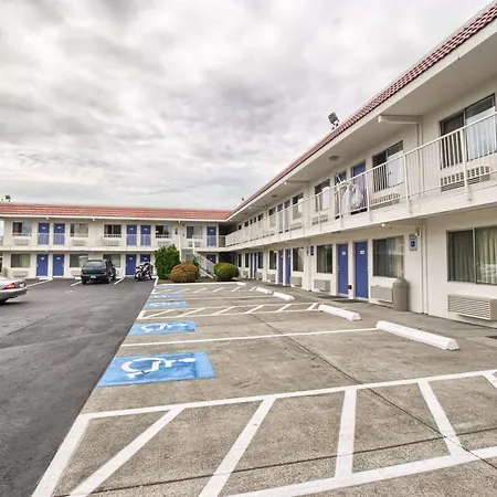 Motel 6-Everett, Wa - South-3