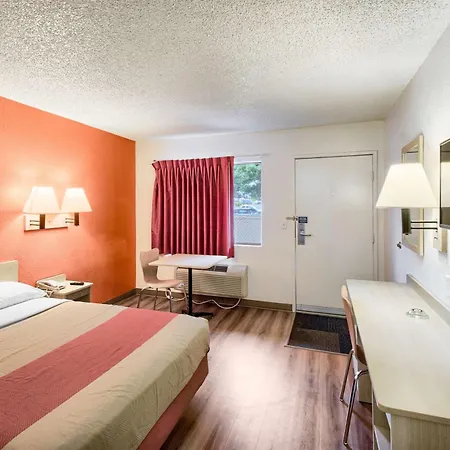 Motel 6-Everett, Wa - South-2