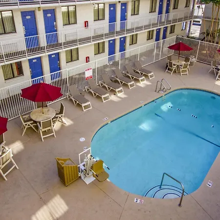 Phoenix Inn-3