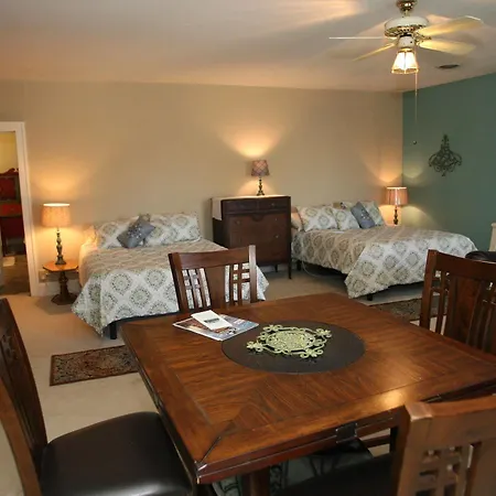 Christmas House Bed & Breakfast-2