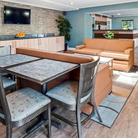 Best Western Leisure Inn-2