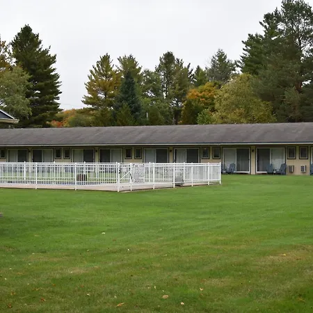 Country Club Motel-3