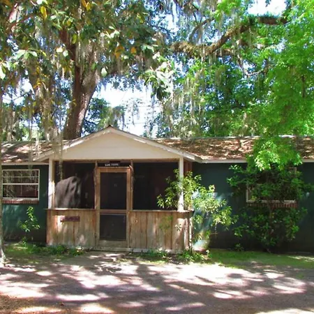 The Yearling Cabins-2