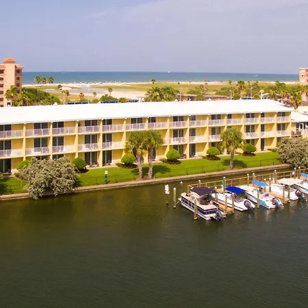Treasure Island Hotel And Marina-3