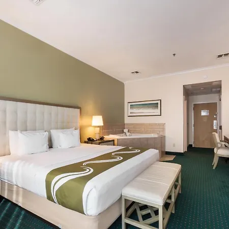 Quality Inn & Suites Conference Center-3