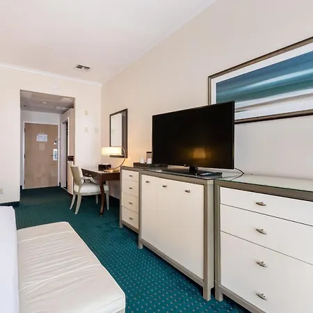 Quality Inn & Suites Conference Center-2
