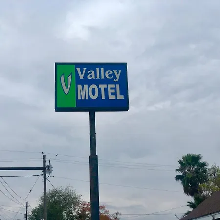 Valley Motel-2